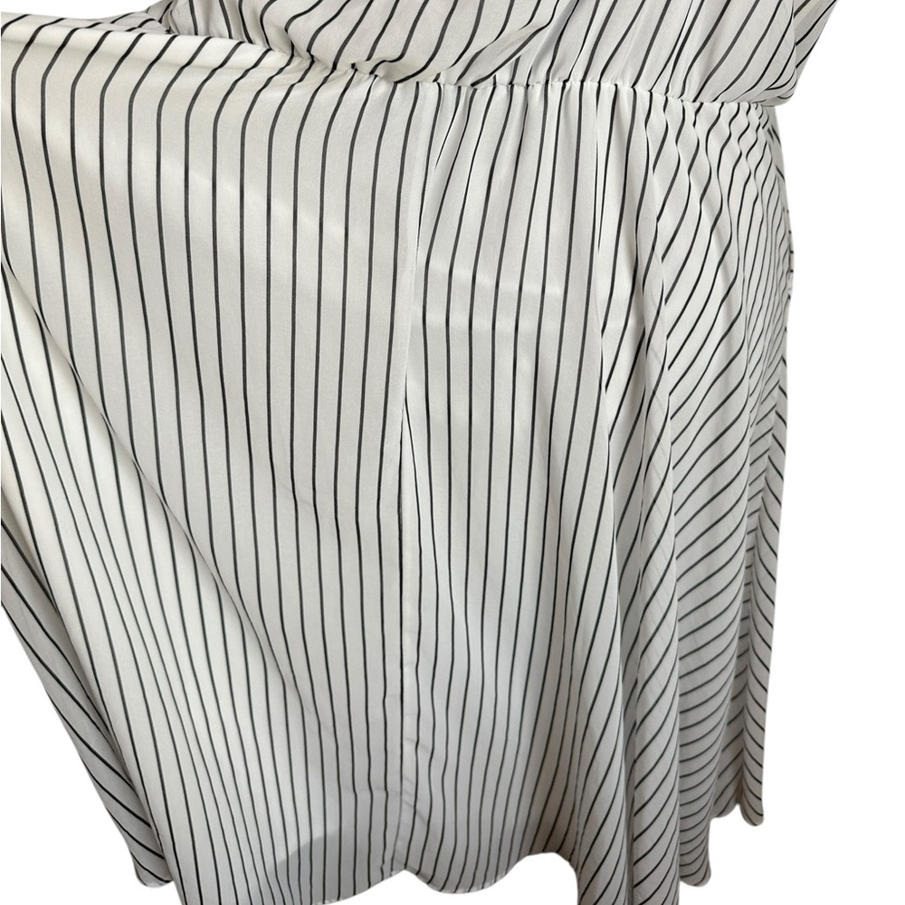 Torrid Midi Chiffon Black and White Stripes Pleated Dress Size 3 - Picture 9 of 17